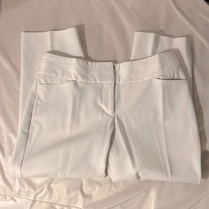 Express “Editor” White Pants. Size 4. Perfect for this Spring and Summer!